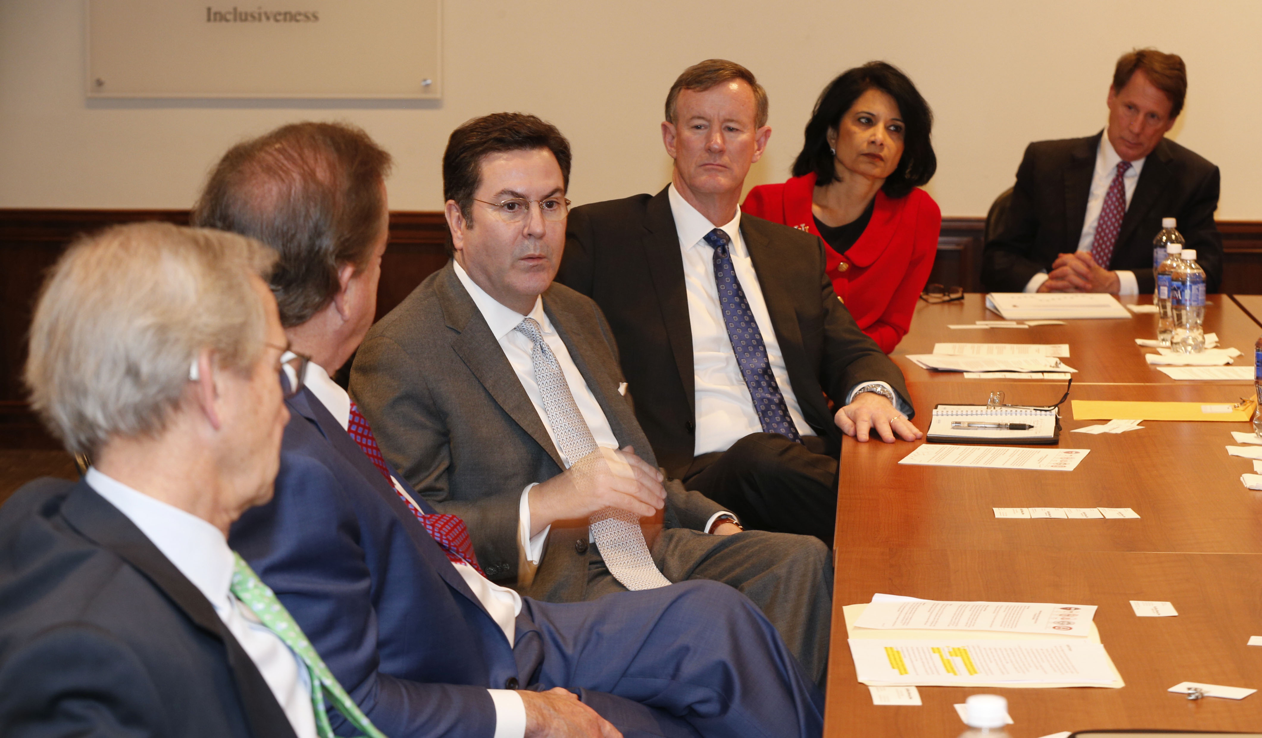 Texas home to 3 of country's 5 highest-paid public college leaders