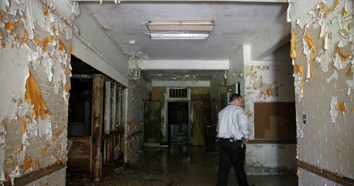Dallas uptown guidelive Texas' crumbling state mental hospitals need $1 billion; will they get