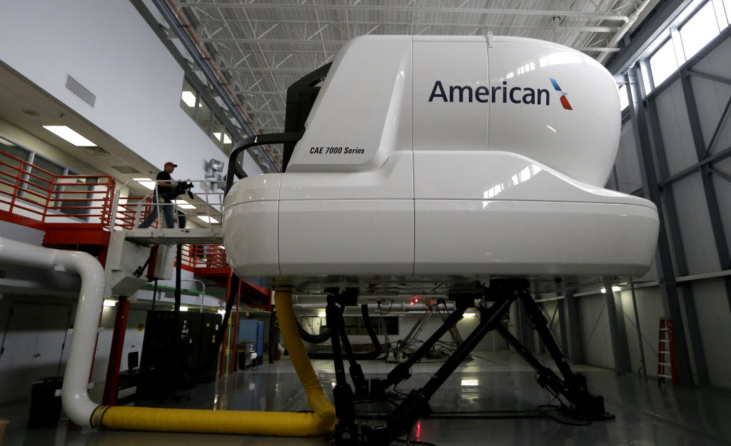 American Airlines reaches tentative agreement with flight