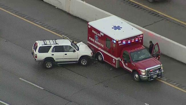 SUV hits ambulance on Highway 175, snarling traffic in southeast Dallas