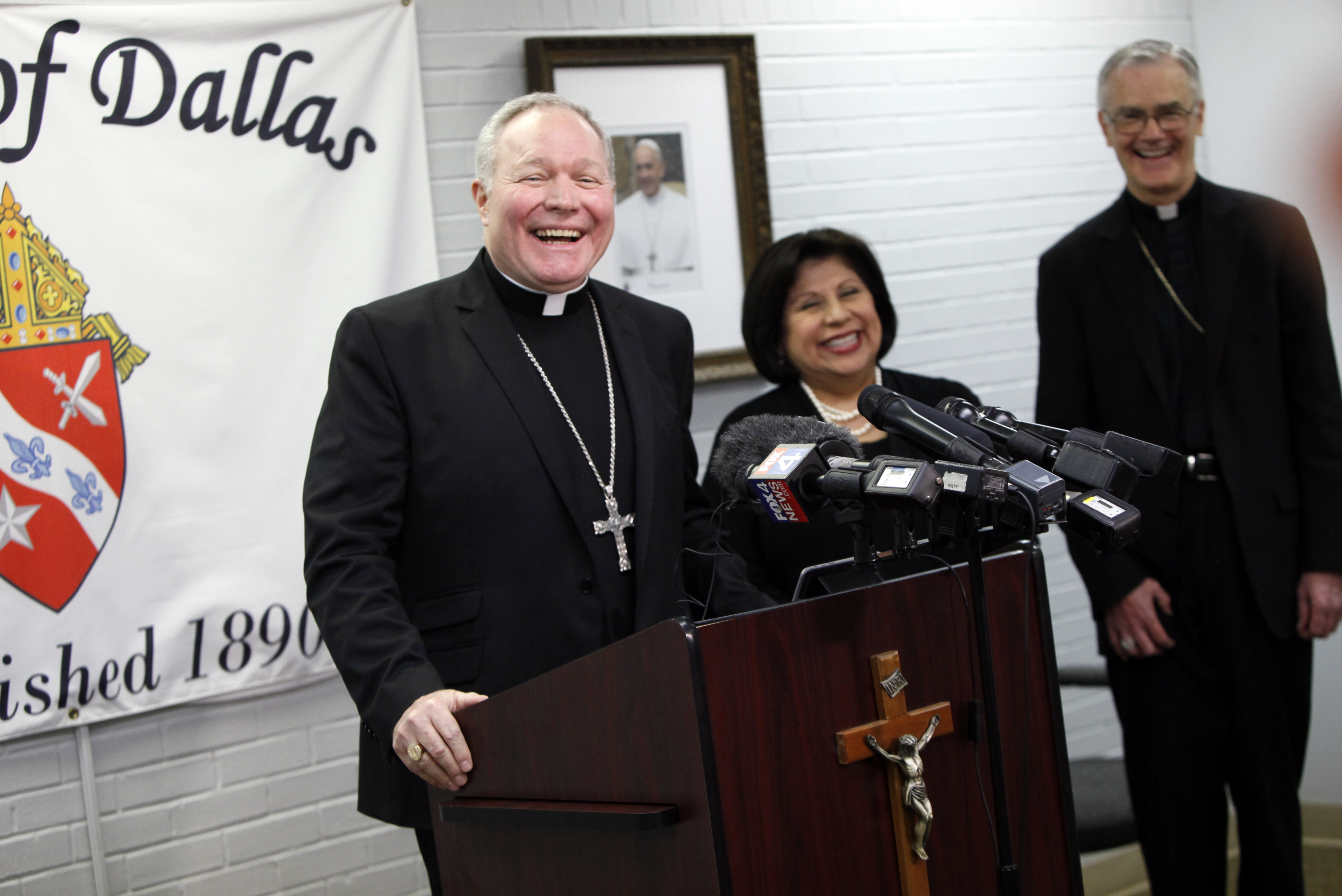 Pope picks bishop from Alaska to lead Diocese of Dallas - Dallas News