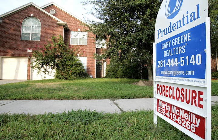 Fewer D-FW homes are headed for foreclosure - Dallas News