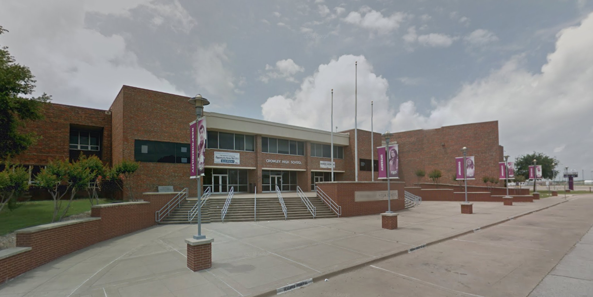 High schooler dies after collapsing during color guard practice in