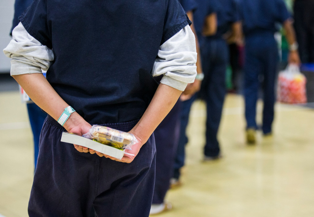 Advocates tell lawmakers to treat 17yearolds like kids