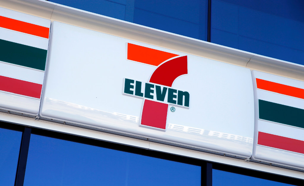 7-Eleven Opens a Corporate-Owned Drive-Thru With a Taco Company