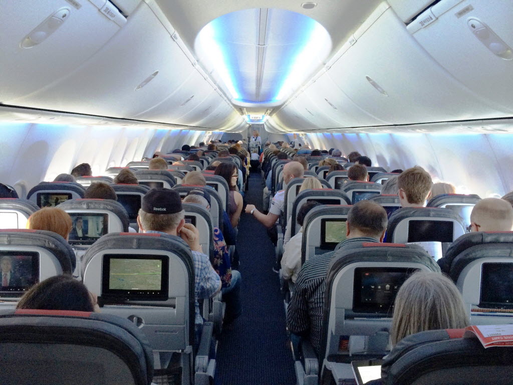 American Airlines Reducing Legroom On New Boeing 737 Jets