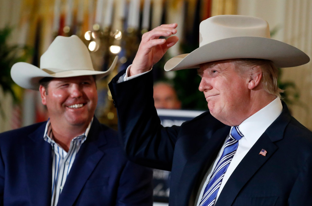 Fit for president: Trump gets the 'El from Garland's Stetson