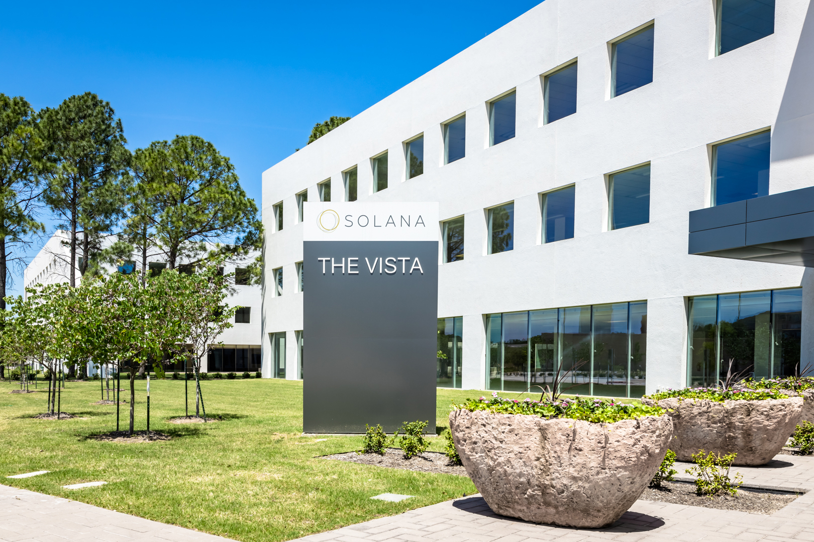 Retail space sales, Solana Campus leases top week's DFW commercial