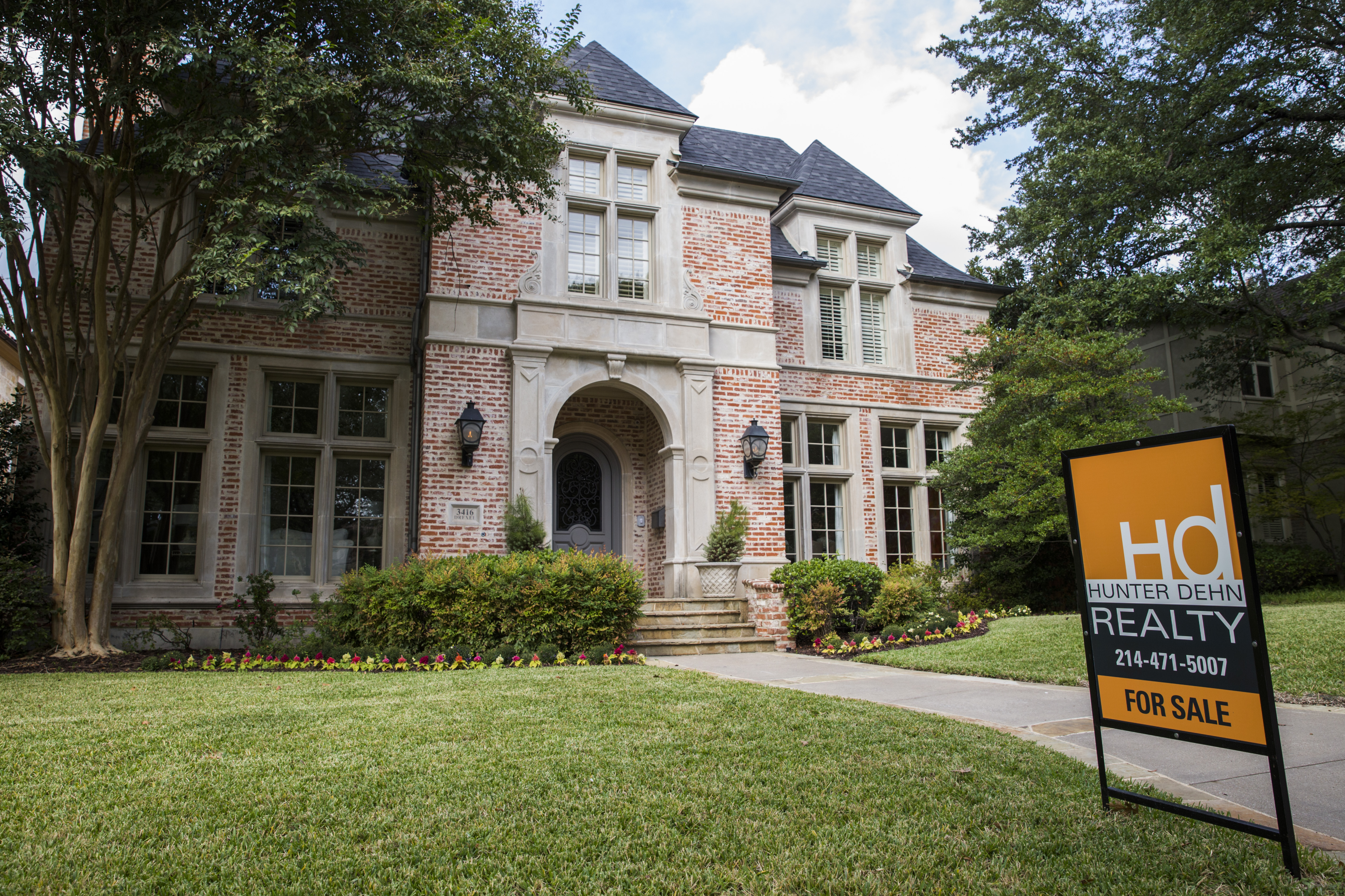 Compare your Dallasarea neighborhood to others in this look at the