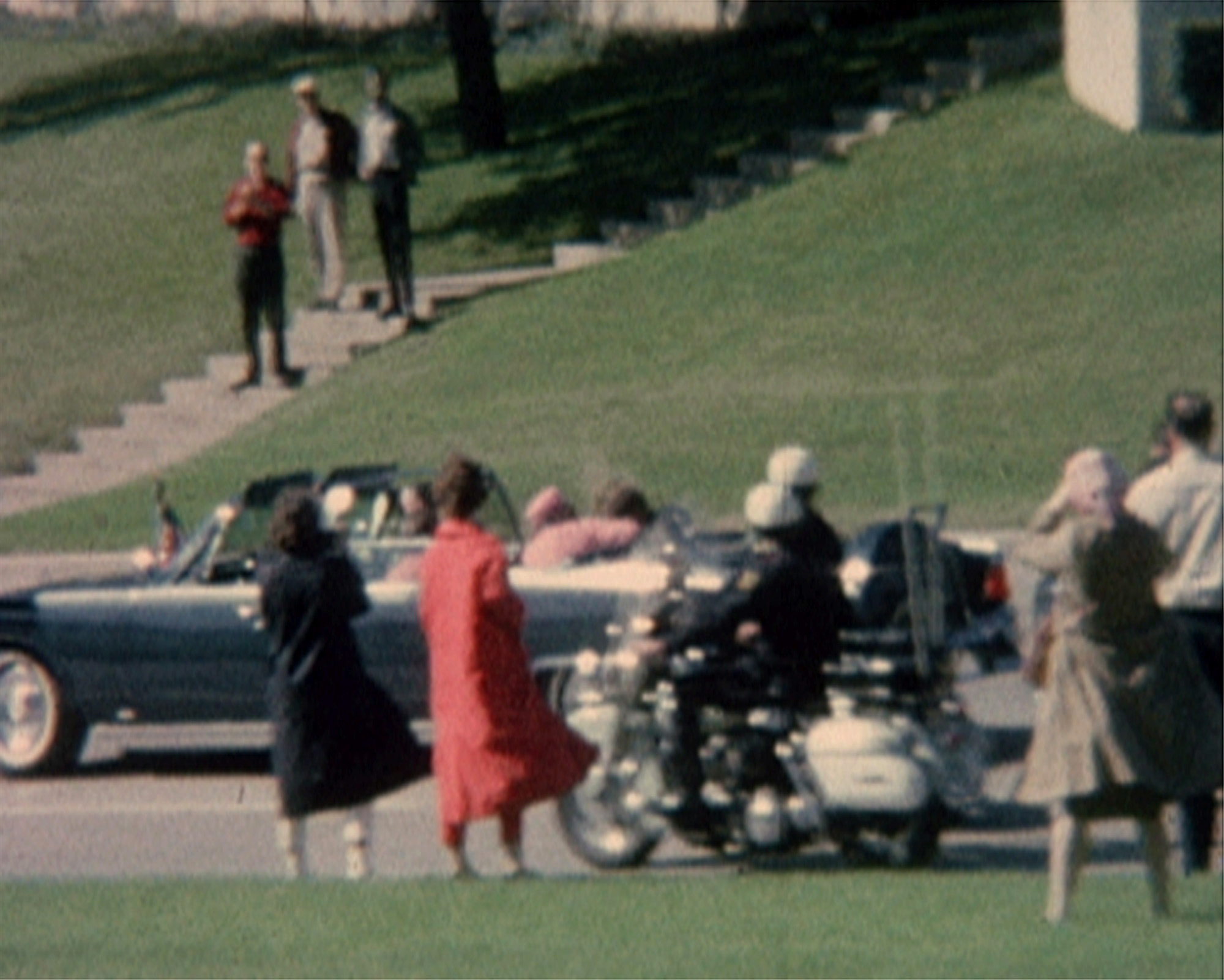1508428897-ender_jfk_5.jpg?w=724&h=500&auto=format&q=60&fit=clip