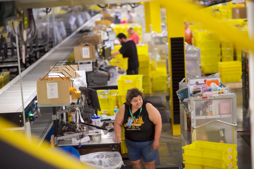 Need A Job? Amazon To Hire 2,500 At New Coppell Fulfillment Center ...