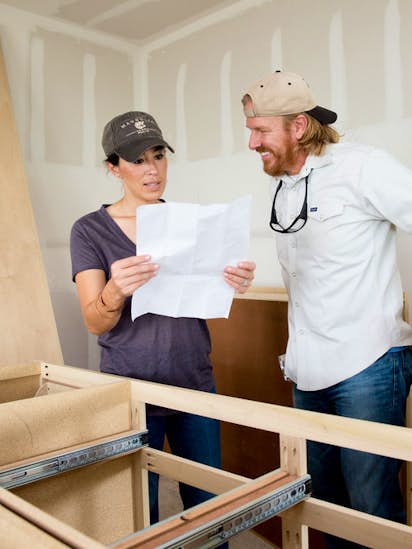 Chip And Joanna Gaines Reach Settlement With Epa For Alleged Lead Jeff Jones