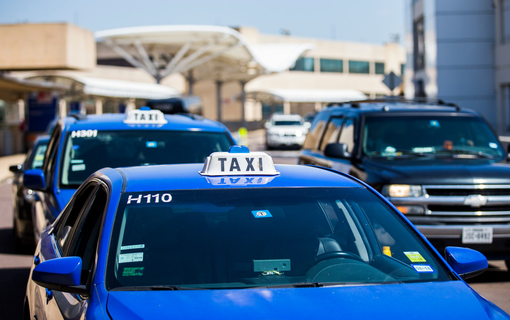 DFW Airport taxi drivers fear curbside changes will be latest blow in