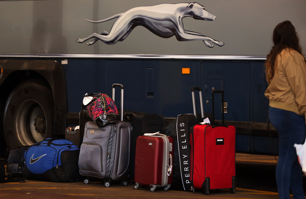 carry on luggage greyhound