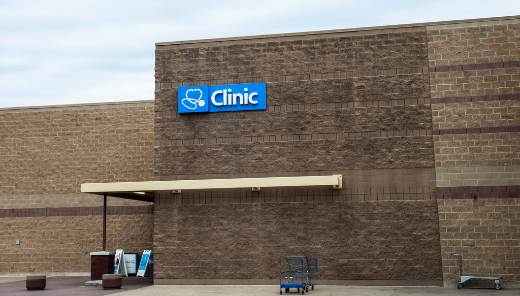 Groceries and therapy, too? New mental health clinic opens in a Walmart