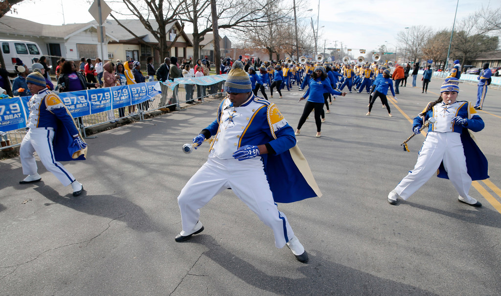 Thousands at Dallas MLK parade celebrate the lessons learned from civil