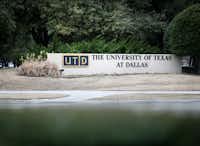 It's unclear how many students in the special master's program received inappropriate credit. University of Texas at Dallas officials say the school is no longer accepting students for the program and created new policies to address future transfer credit issues. (Rose Baca/Staff Photographer)
