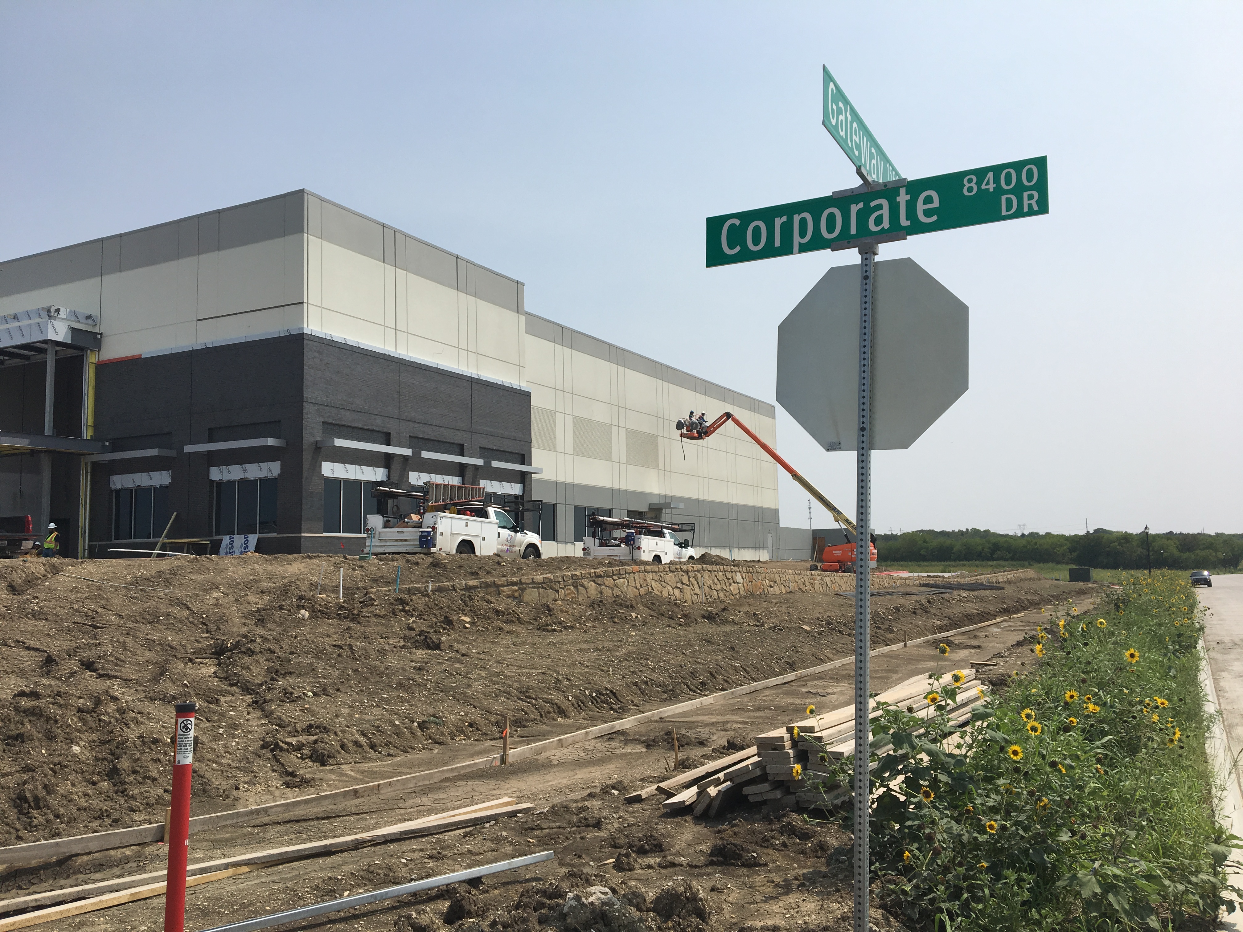 dallas cowboys merchandise warehouse