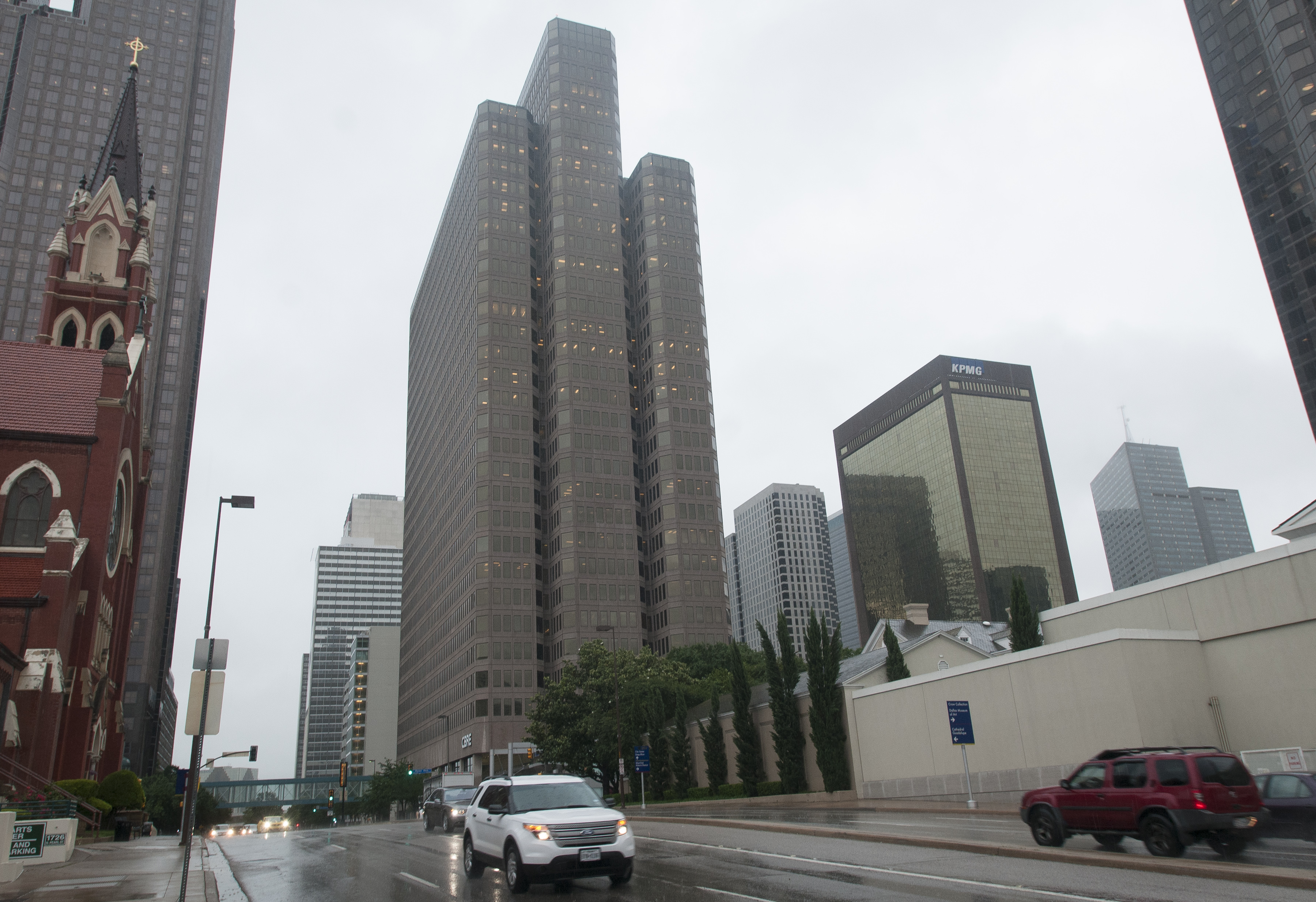 Tom Dundon Puts His 33 Story Downtown Dallas Tower Up For Sale
