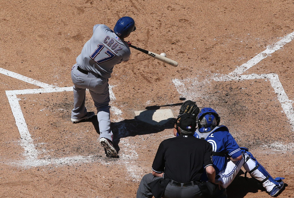 Blue Jays recall Munenori Kawasaki, place Melky Cabrera on DL