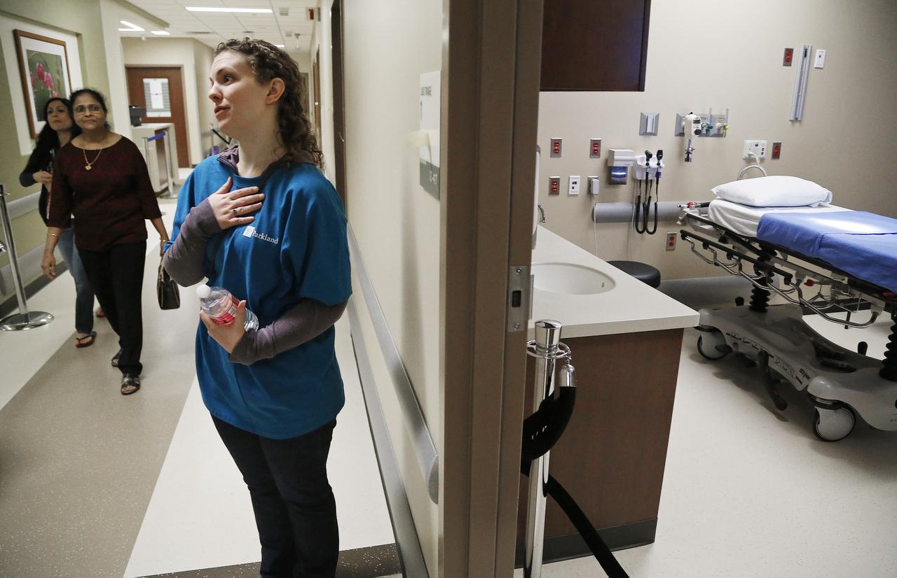 5,000 tour new Parkland hospital during first public open house News