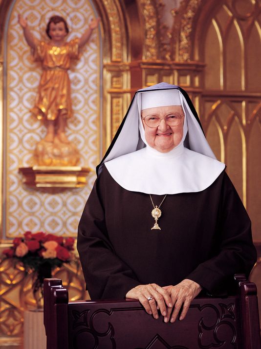 Real Catholic Nun Porn - Mother Mary Angelica, Alabama nun who created Catholic TV network, dies on  Easter Sunday