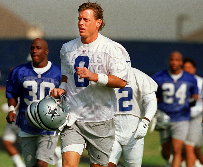 Flashback: Dallas Cowboys Troy Aikman in summer camp in the '90's