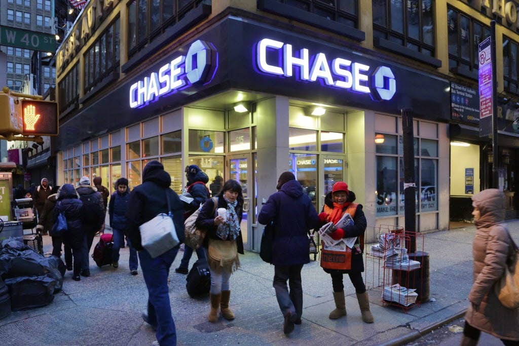 Chase Bank Of America Wells Fargo Among Big Banks Whose Crisis Plans Worry Feds Money 4008