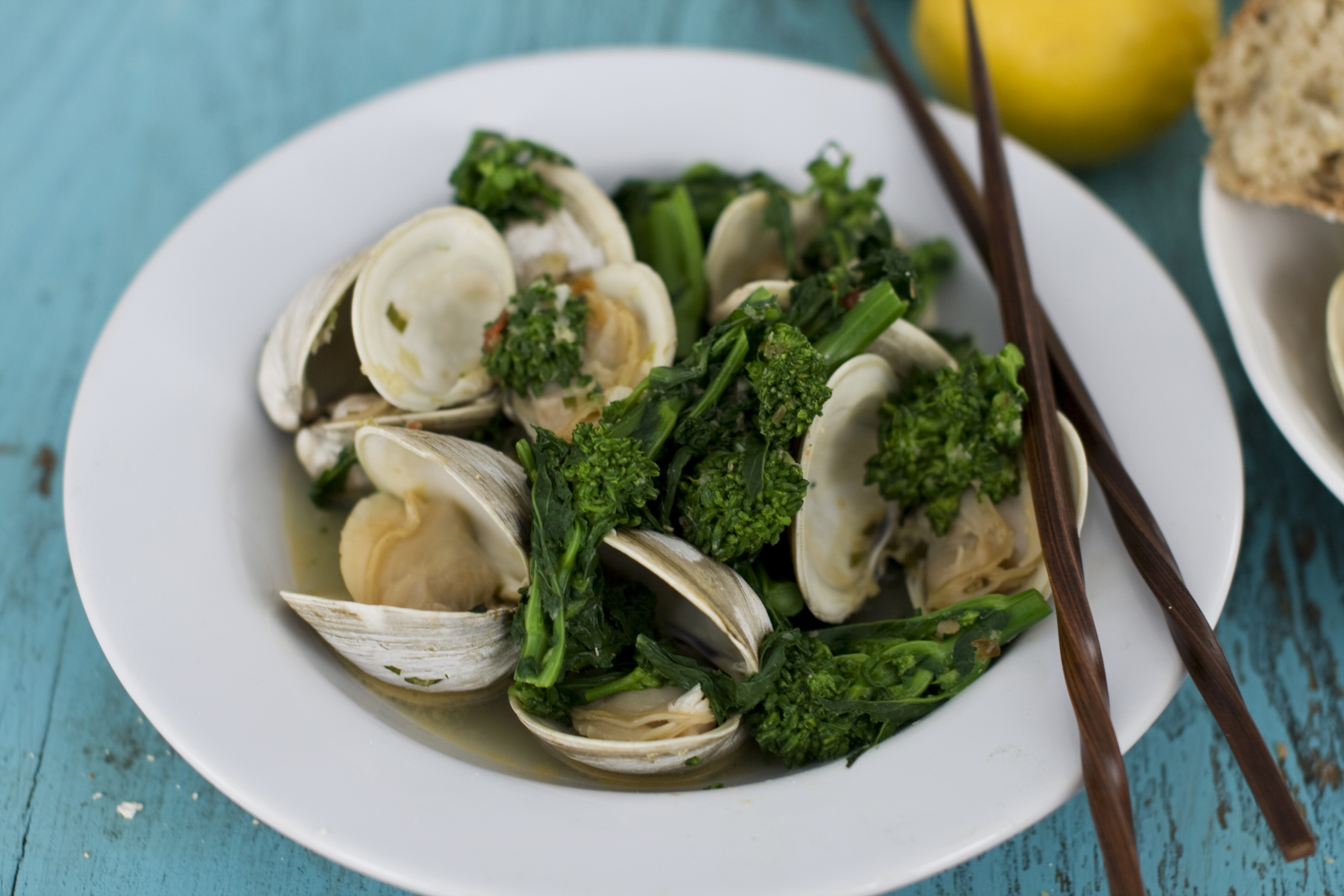 Steamed clams deliver flavor on two levels Healthy Living Dallas News