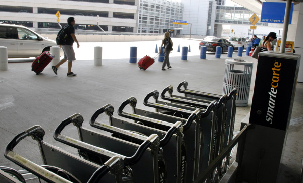 Airports lose revenue as travelers shun luggage carts Airlines