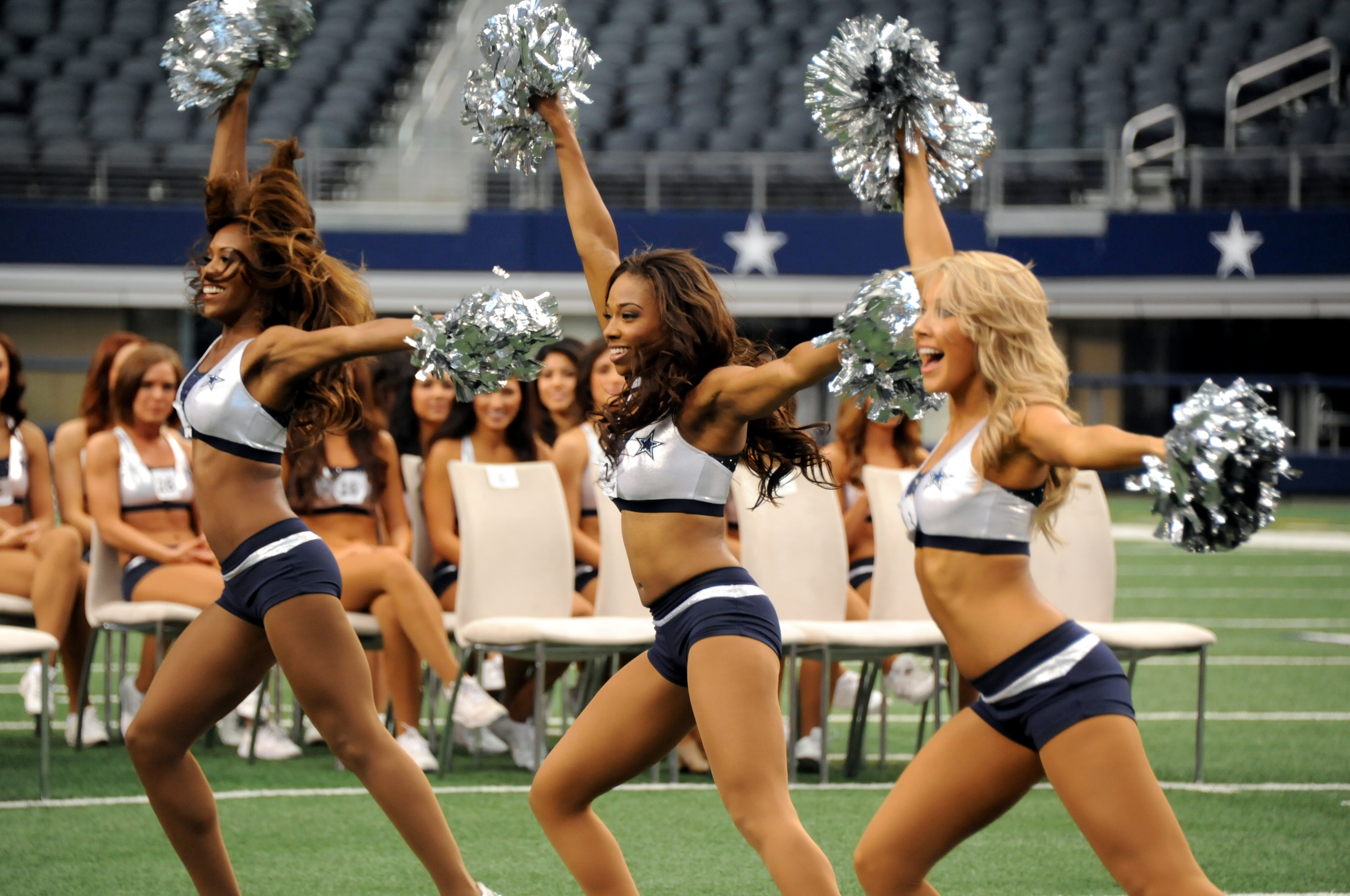 The Dallas Cowboys Cheerleaders: Making the Team