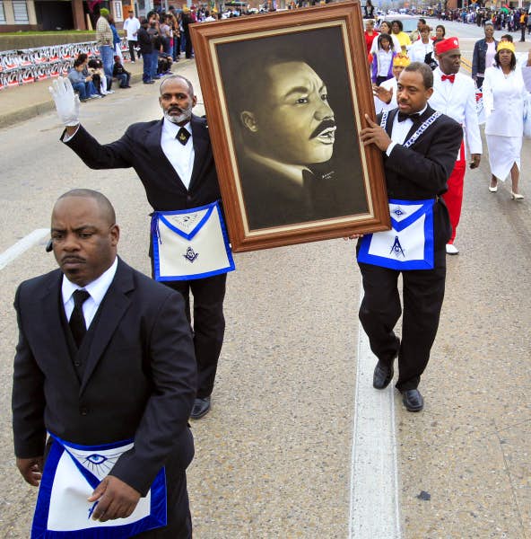 Thousands attend 26th Annual Elite News Martin Luther King Parade