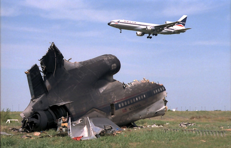 Crash of Delta Flight 191 at Dallas/Fort Worth International Airport