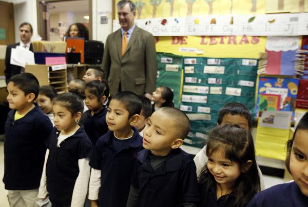 How a grassroots campaign relies on Dallas neighbors to promote pre-K  enrollment