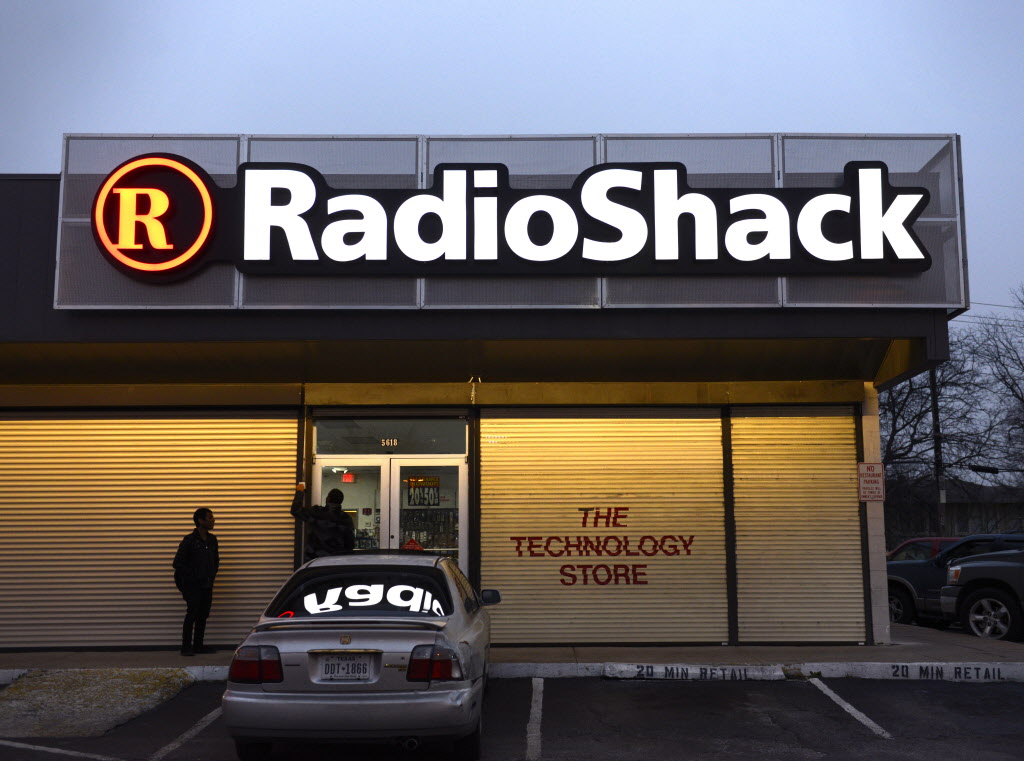 Laidoff RadioShack employees lose severance pay Retail Dallas News