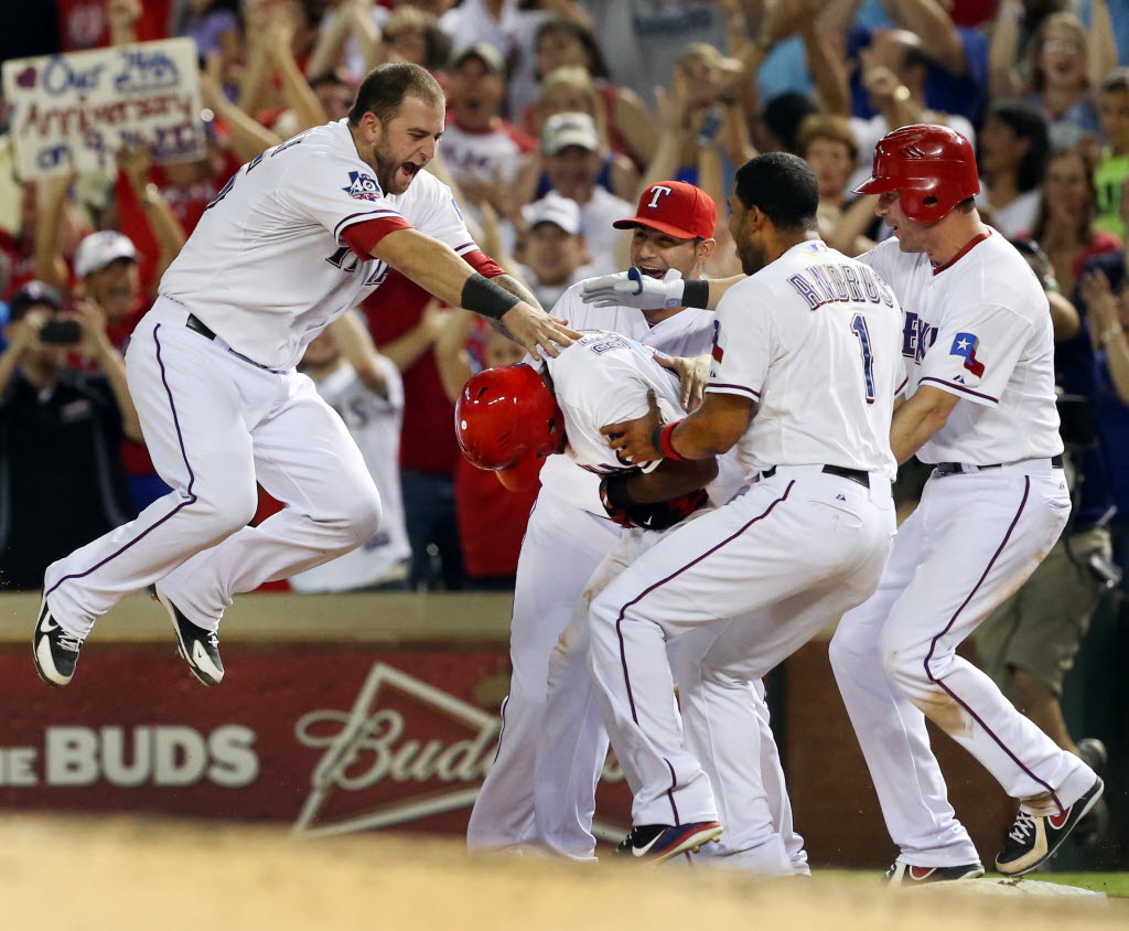 Adrian Beltre's Unique Home Run Swing Set Up Rangers' Comeback - The New  York Times