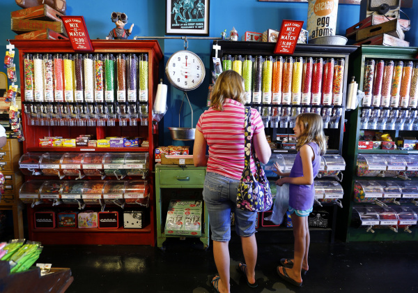 Nostalgic Dallasarea candy stores bring back memories Dallas News