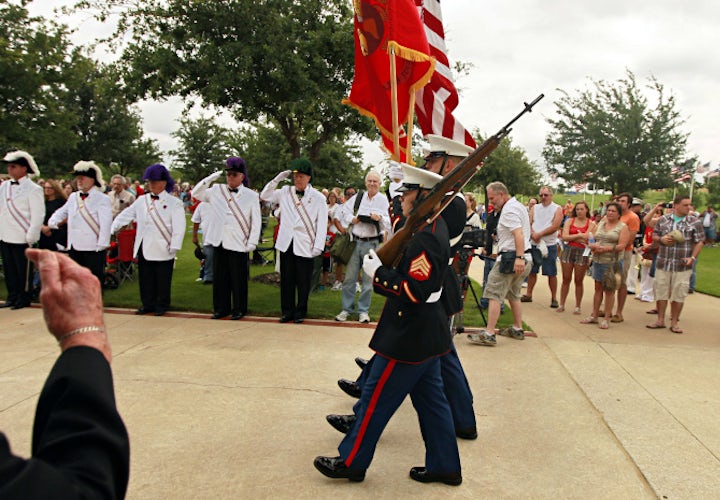 Memorial Day events held at the DFW National Cemetery Dallas News