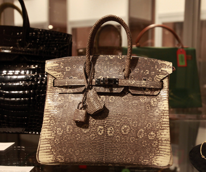 👜 TOP 10 Most Expensive Handbags In The World 2023 😮 - Discover the  Birkin Bag Secret 
