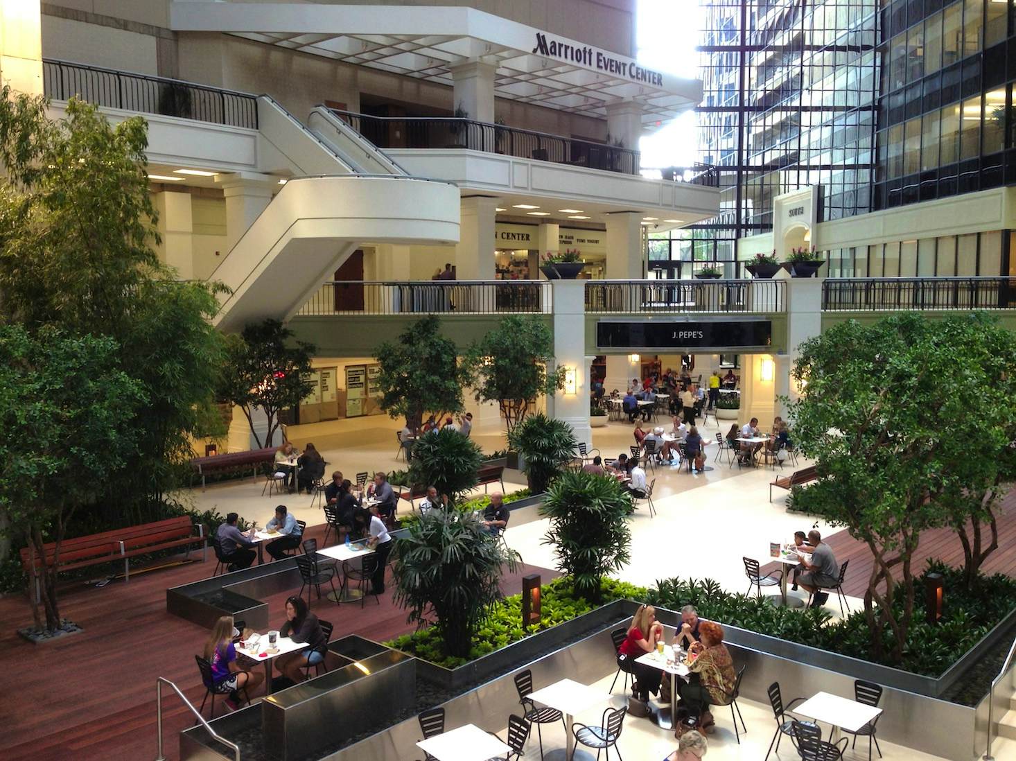 Downtown Dallas' Plaza of the Americas is showing off its new atrium