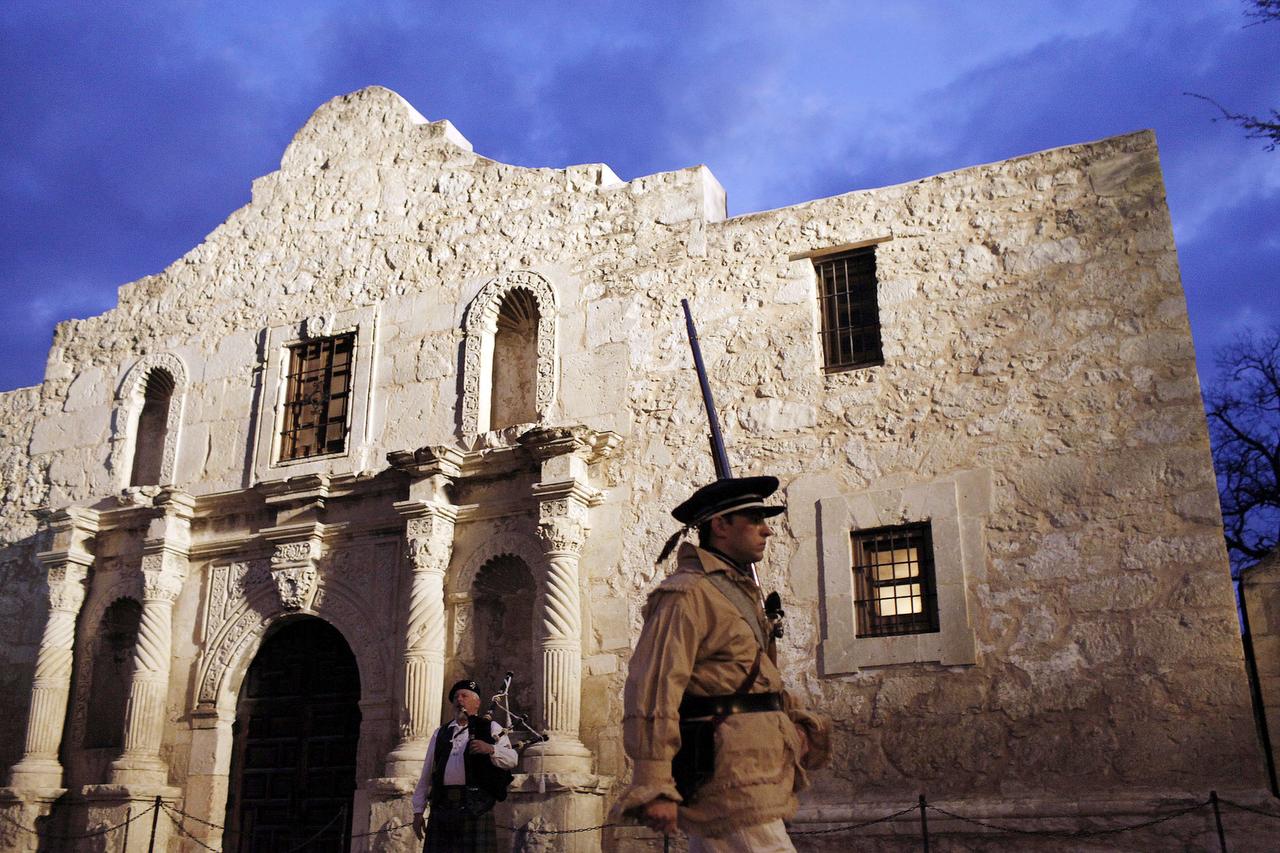 research papers on the alamo 10-7-2016 can't make up a good alamo research paper topic for your research paper check the list of the most interesting research paper topics and get inspired. research papers on the alamo 10-7-2016 can't make up a good alamo research paper topic for your research paper check the list of the most interesting research paper topics and get inspired.